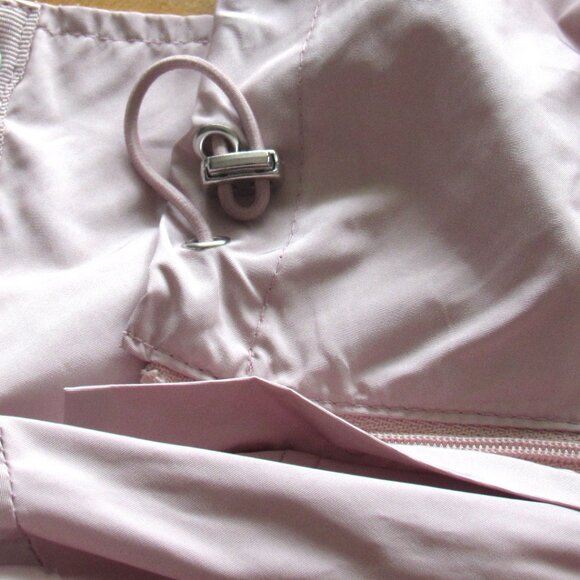 Cole Haan Signature Ladies Pink Rain Jacket, Hood, Zipper and Snap, Pockets J116 - Picture 10 of 11